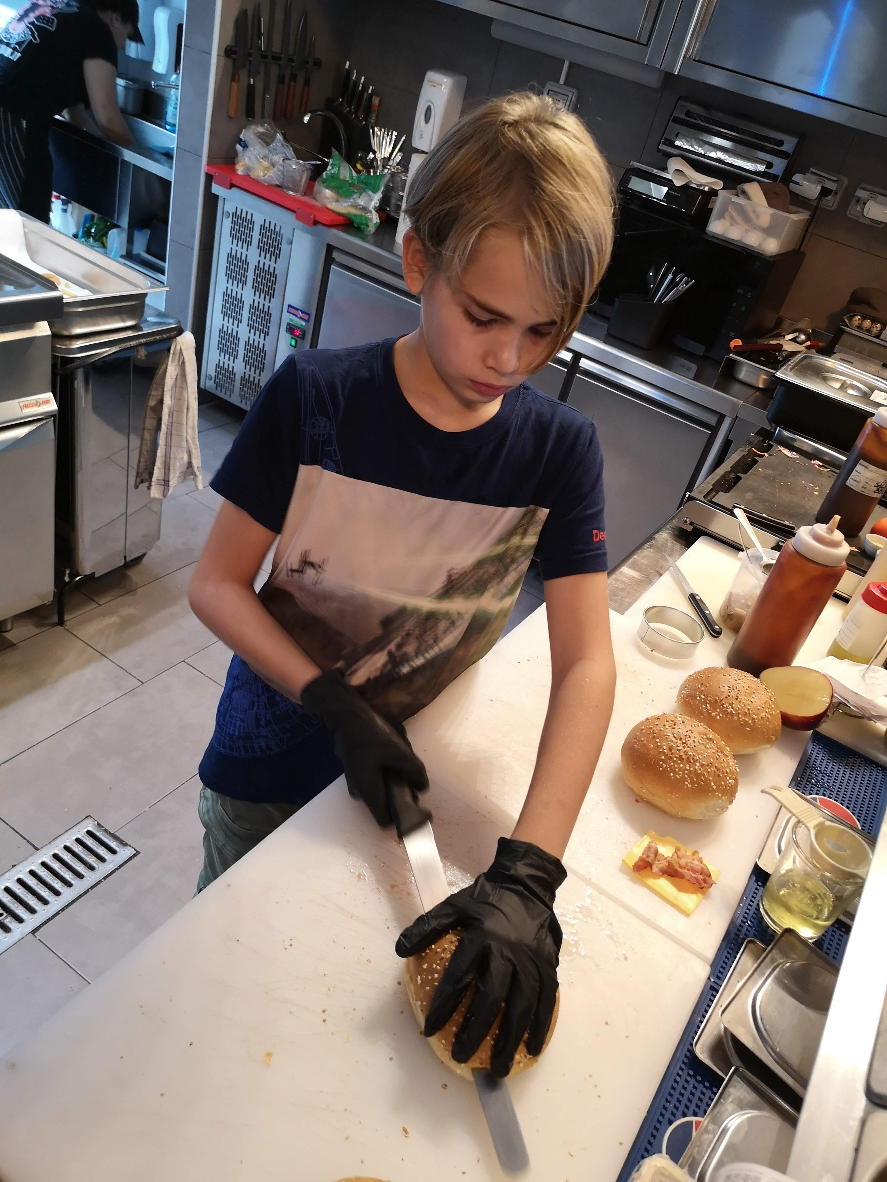 Nicholas in preparazione, 2019